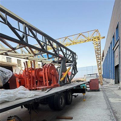 Rimorchio per impianto di perforazione